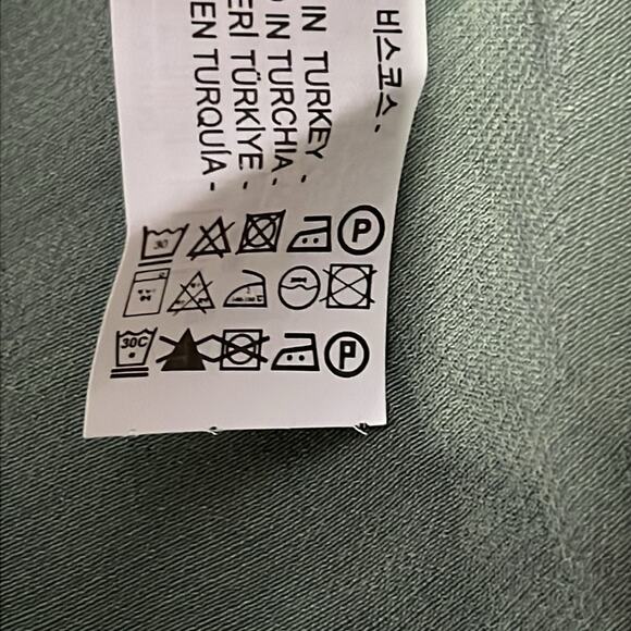 NWT Zara draped Neckline Mid-Green Top Size Medium - Picture 8 of 8